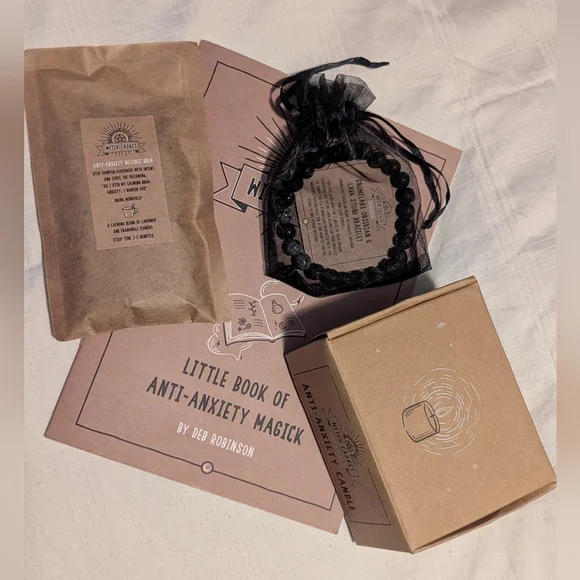 Anti-Anxiety Ritual Kit🪻 - Picture 2 of 7